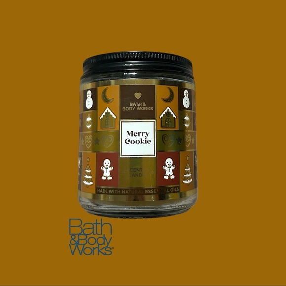 Bath and Body Works Merry Cookie Scented Candle - Picture 1 of 3